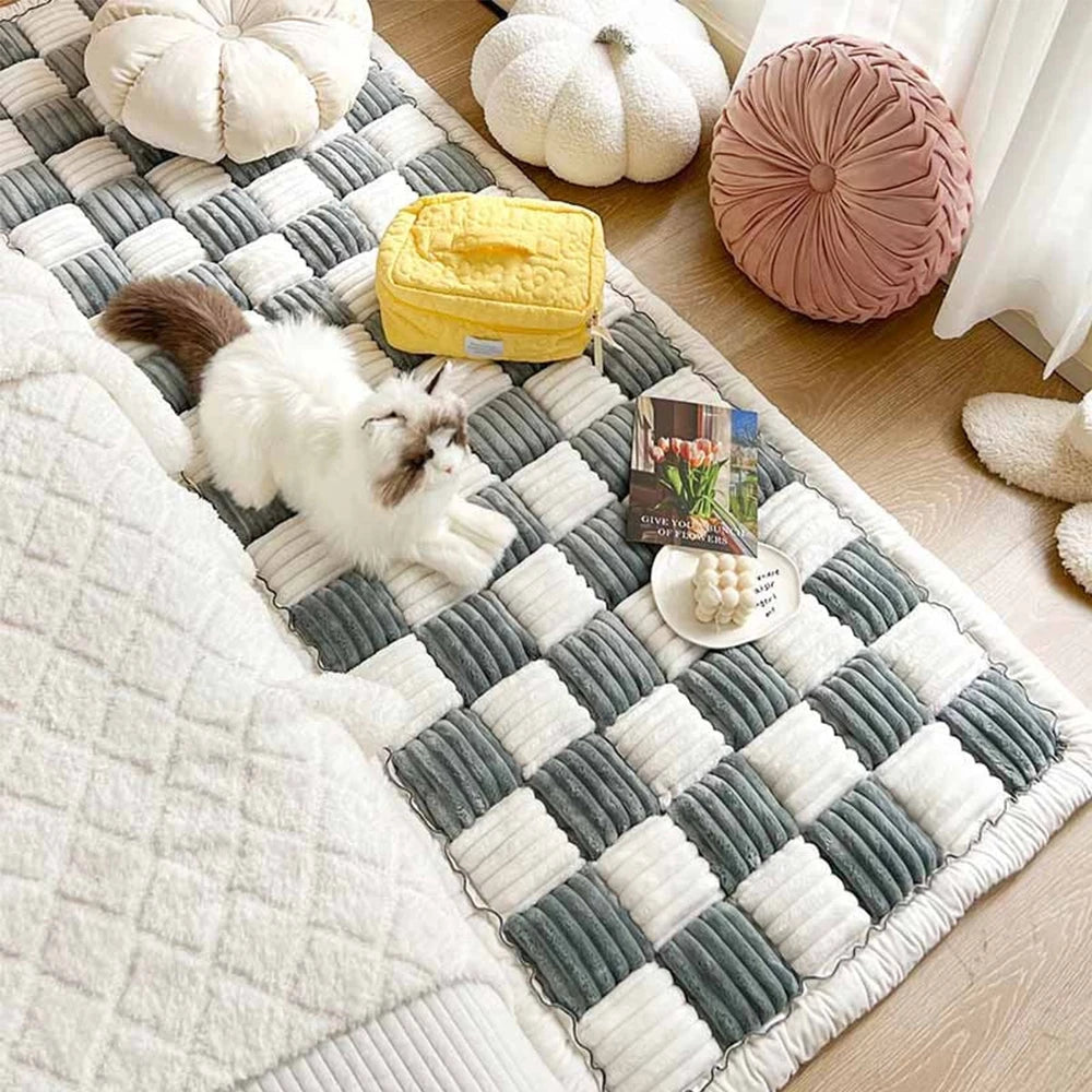 Pet Bed Mat Warm, Scratchable Blanket Anti-slip, Washable Cushion Couch Cover Protector